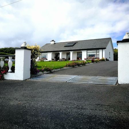 The Three Arches Bed & Breakfast Louisburgh Exterior foto